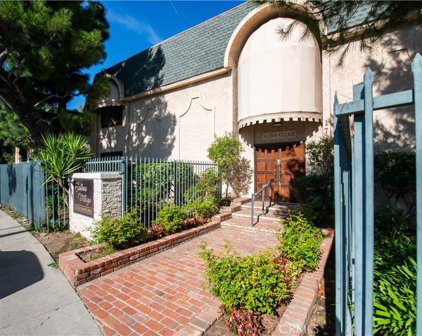 17111 Roscoe Boulevard Unit 4, Northridge