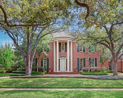3665 Knollwood Street, Houston