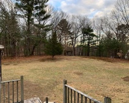 41 Riverview Ave, Wayland