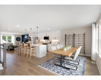 5860 156 Street W, Apple Valley