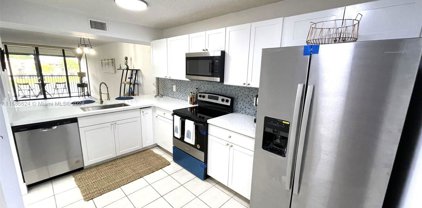 6531 Coral Lake Dr Unit #307, Margate