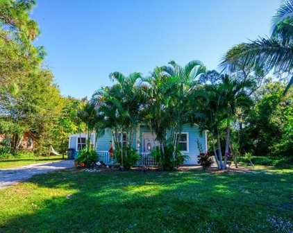 5210 Palm Dr, Fort Pierce