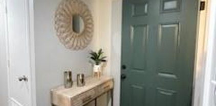3210 Selwyn Farms  Lane Unit #5, Charlotte