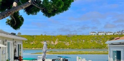 8 Saratoga, Newport Beach