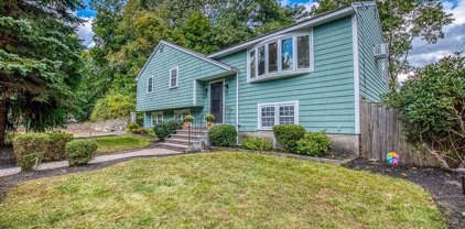 47 Clisby Ave, Dedham
