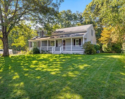 14 Hoover Rd, Northborough