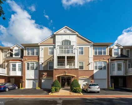 7871 Rolling Woods Ct Unit #1402, Springfield