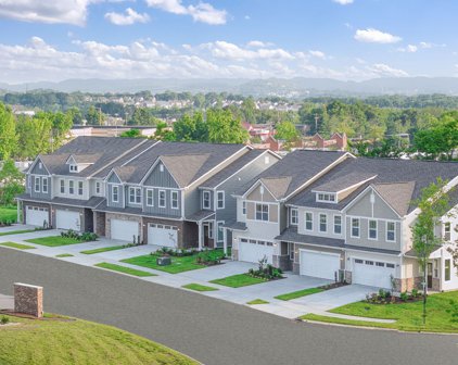 2008 Township Drive, Franklin