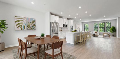 612 Percy Pl Unit #B, Manassas