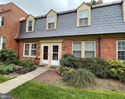 1021 S Barton St Unit #119, Arlington