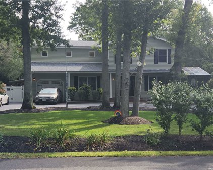 127 Chestnut Street, Mt. Sinai