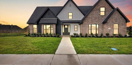 201 Canary Palm Dr., Lumberton