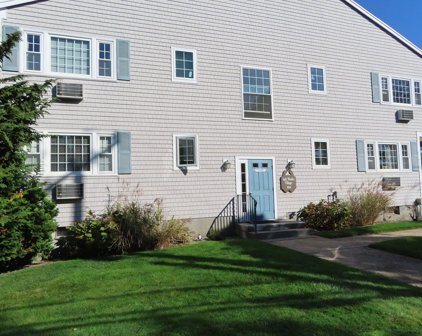 166 Upper County Road Unit 1-2, Dennis