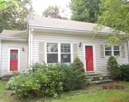25 Midland Road, Boylston
