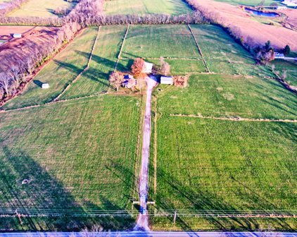 2983 Mt. Eden Rd, Shelbyville