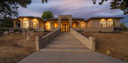 23820 Lakeview Drive, Tehachapi