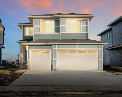 37 South Shore Manor, Chestermere