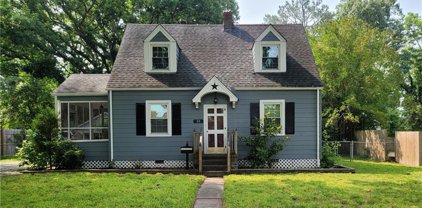 20 Newport Avenue, Newport News Midtown East