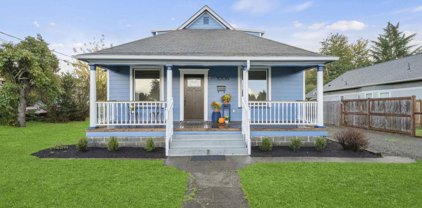 1006 W Main, Puyallup