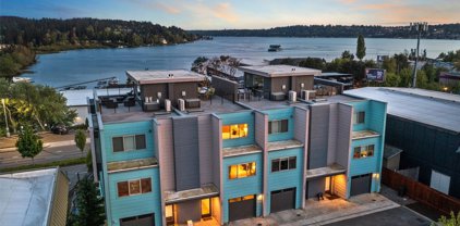 6225 NE 181st Street Unit #102, Kenmore