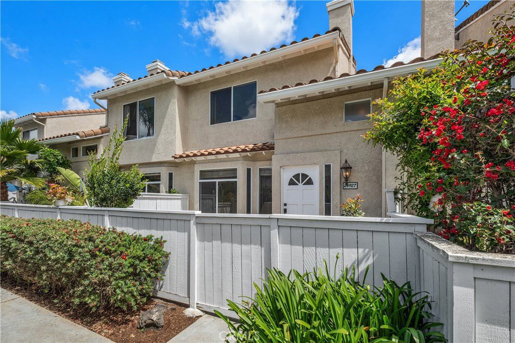 26927 Begonia, Mission Viejo, 92692