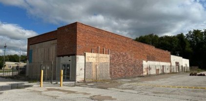 813 W Harmony Street, Neosho