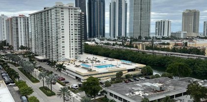 251 174th St Unit #1415, Sunny Isles Beach