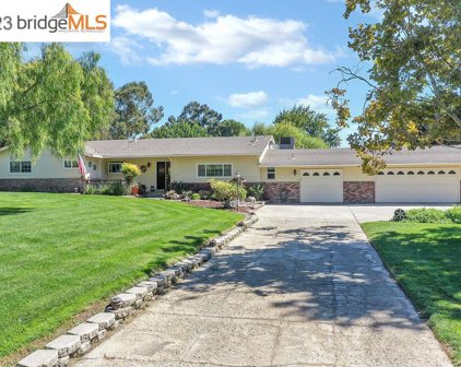 2730 Virginia Dr, Brentwood