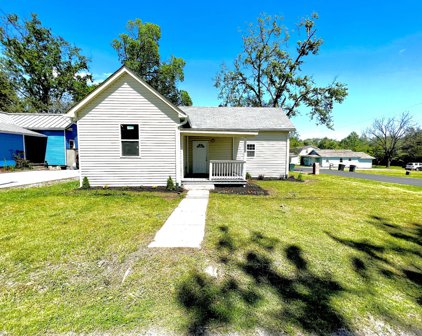 218 W Winchester St, Gallatin