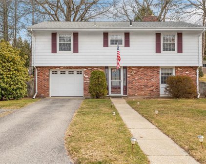 8 Hickory  Lane, Lincoln