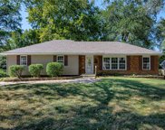 6812 N Bellefontaine Avenue, Gladstone image