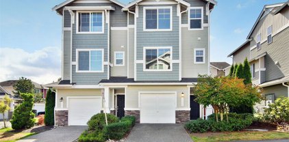 409 126th Place SE Unit #B, Everett