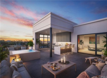 4271 Uptown Newport Drive Unit 5, Newport Beach