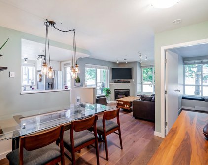 1111 Lynn Valley Road Unit 206, North Vancouver