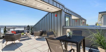649 E 3rd Street Unit 124, North Vancouver