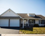 927 Cambridge Dr, Manheim image