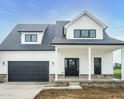 1576 Stringer Ln, Mt Washington