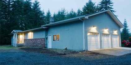 61 SE Cook Plant Farm Road, Shelton
