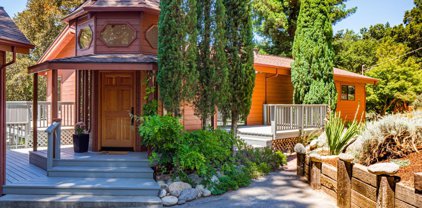 500 Quail DR, Santa Cruz