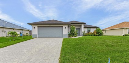 1322 Ne 12th Pl, Cape Coral