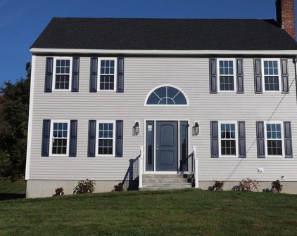 19 Tanya Dr, Attleboro