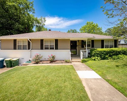 32 Lenon, Little Rock