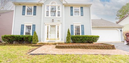 952 Creekside Circle, Naperville