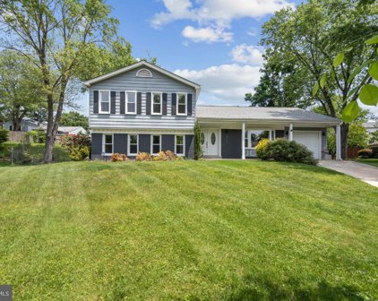 14705 Waterway Dr, Rockville