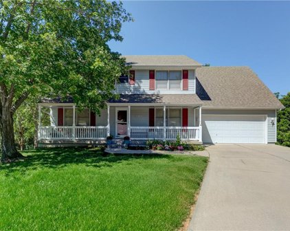 2400 Whispering Creek Court, Blue Springs