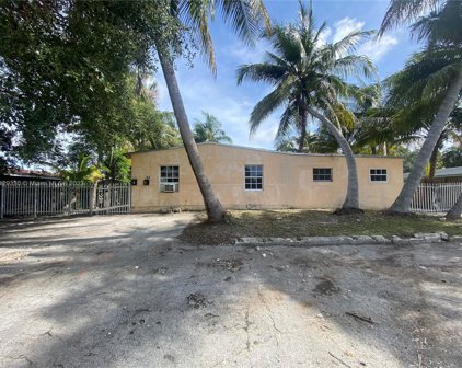 247 Ne 118 Street, Miami