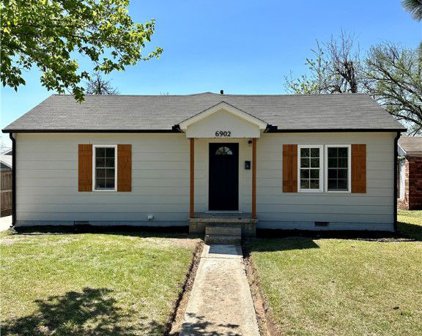 6902 NW 42nd Street, Bethany