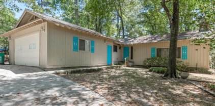 202 Deep Dale Lane, Conroe