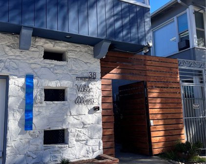 38 N Alboni Place Unit 2, Long Beach