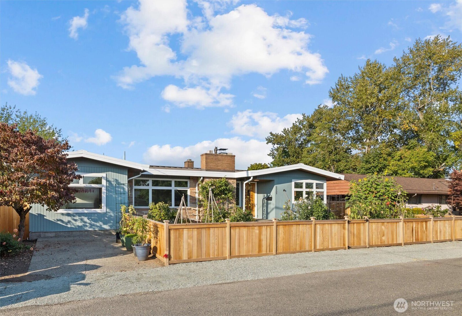 2332 S Juneau Street, Seattle | MLS# 2437521 | Skyline Properties, Inc ...